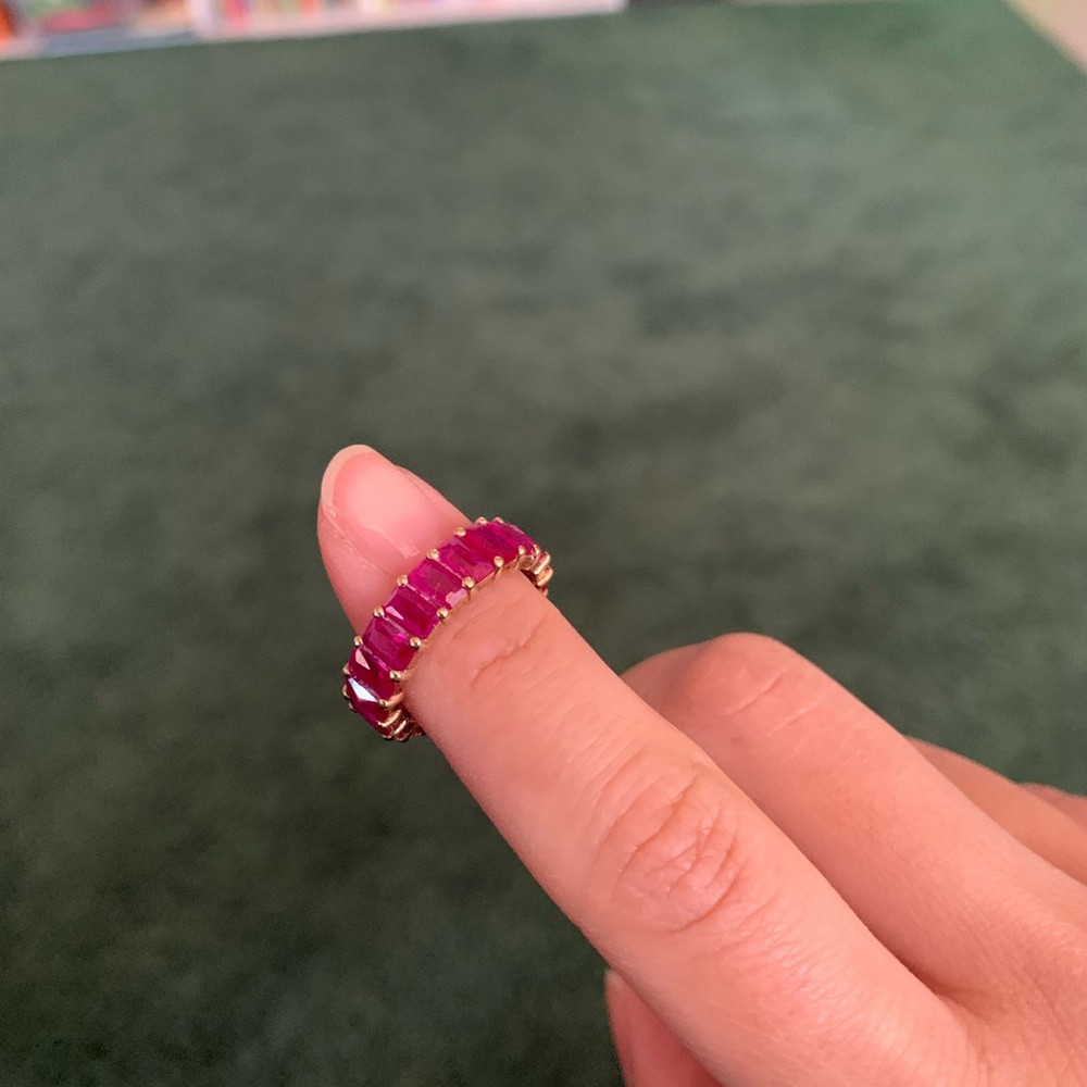 Elegant Gold and Pink Gemstone Ring